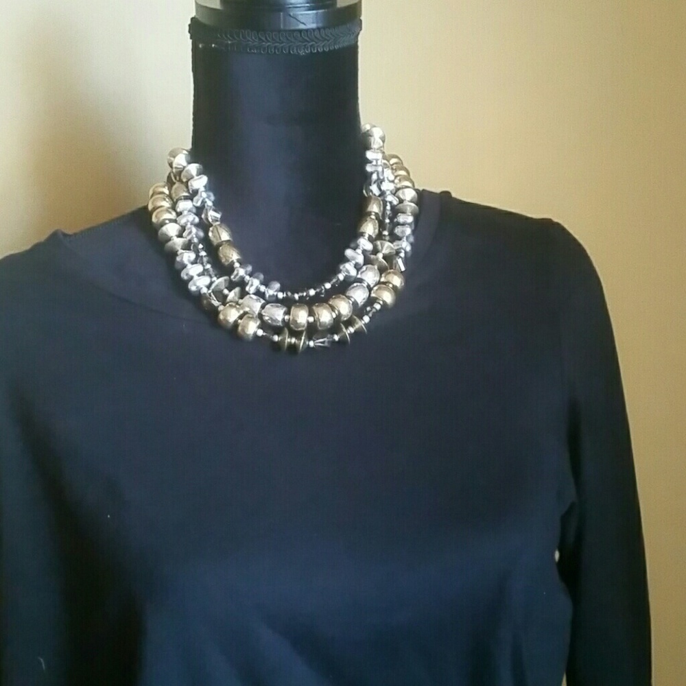 Premier Designs Gold Mine necklace